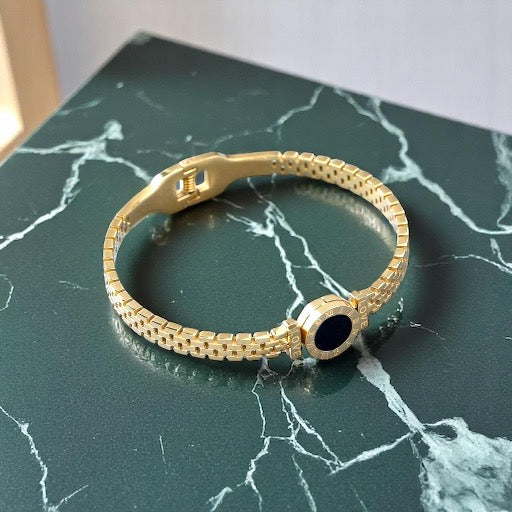 Love Bangle