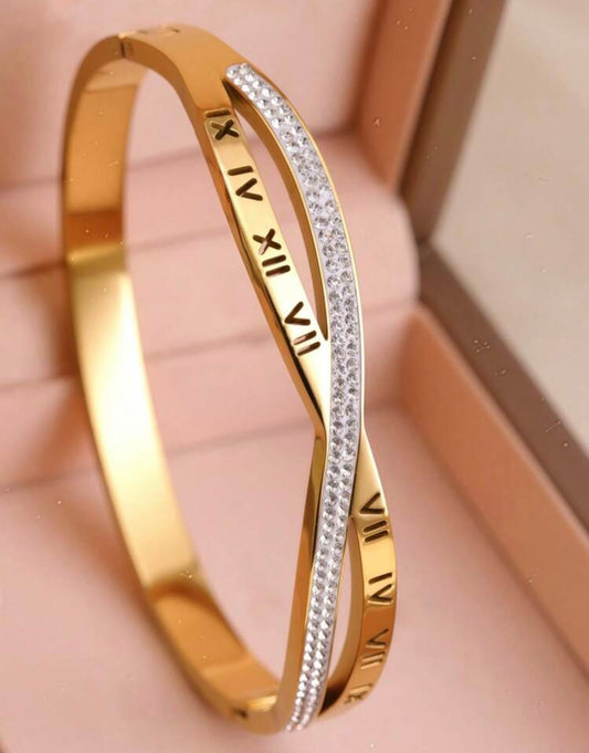 Aemi Bracelet